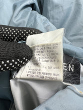 Load image into Gallery viewer, Vintage Helly Hansen Reversible Down Jacket JK662