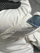 Load image into Gallery viewer, Vintage Helly Hansen Reversible Down Jacket JK662