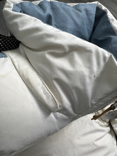 Load image into Gallery viewer, Vintage Helly Hansen Reversible Down Jacket JK662