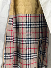 Load image into Gallery viewer, Vintage Burberrys Lined Plaid Coat GTMPT850
