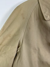 Load image into Gallery viewer, Vintage Burberrys Lined Plaid Coat GTMPT850