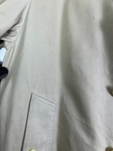 Load image into Gallery viewer, Vintage Burberrys Lined Plaid Coat GTMPT850