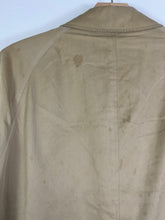 Load image into Gallery viewer, Vintage Burberrys Lined Plaid Coat GTMPT850