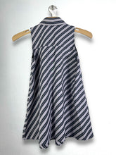Load image into Gallery viewer, Burberry Blue Label Striped Sleeveless Shirt (36) GTMP148
