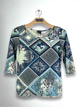 Load image into Gallery viewer, Jean Paul Gaultier FEMME 3/4 Sleeve Printed Blouse (40) GTMP165
