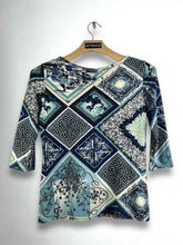 Load image into Gallery viewer, Jean Paul Gaultier FEMME 3/4 Sleeve Printed Blouse (40) GTMP165
