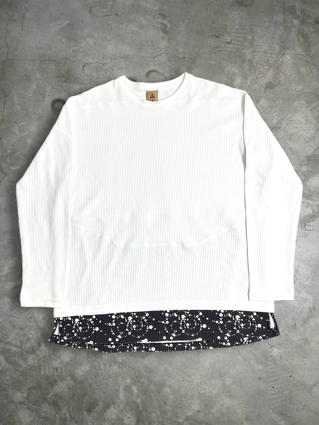 NIKE ACG Waffle Top L/S Tee (XL) JKA031