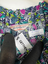 Load image into Gallery viewer, Vintage Yves Saint Laurent Chemisiers Sleeveless Shirt (M) GTMP051
