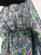 Load image into Gallery viewer, Vintage Yves Saint Laurent Chemisiers Sleeveless Shirt (M) GTMP051
