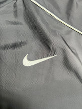 Load image into Gallery viewer, NIKE Y2K Windbreaker Jacket (L) JKA056
