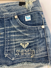 Load image into Gallery viewer, ROXY Box Logo Embroidery Low Waist Short Denim GTMP046

