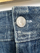 Load image into Gallery viewer, ROXY Box Logo Embroidery Low Waist Short Denim GTMP046
