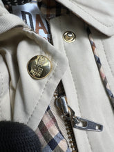 Load image into Gallery viewer, DAKS London Lined Harrington Jacket JK673
