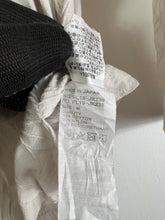 Load image into Gallery viewer, Plantation ISSEY MIYAKE Embroidery Blouse (M) GTMP320
