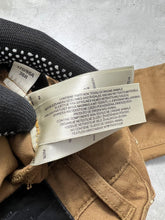 Load image into Gallery viewer, Burberry London Oakland Jean GTMPT363
