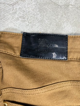 Load image into Gallery viewer, Burberry London Oakland Jean GTMPT363
