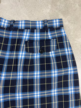 Load image into Gallery viewer, Vintage Burberrys Plaid Short GTMPT362
