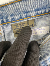 Load image into Gallery viewer, Vintage Calvin Klein Loose Fit Denim GTMP062
