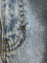 Load image into Gallery viewer, Vintage Calvin Klein Loose Fit Denim GTMP062
