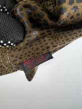 Load image into Gallery viewer, REVLON Y2K Faux Snakeskin Buttons Up Shirt (M) GTMP084
