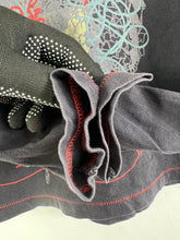 Load image into Gallery viewer, Lee Y2K Embroidery Graphic L/S Tee GTMP077
