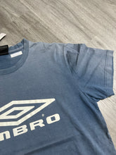 Load image into Gallery viewer, UMBRO by Descente Box Logo Graphic Tee (M) GTME619
