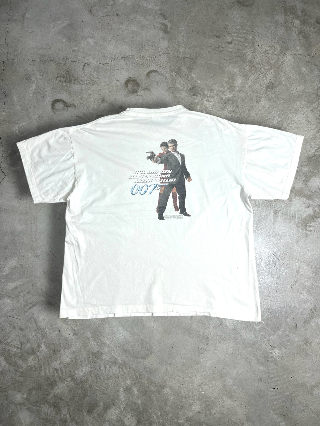 Vintage James Bond 007 Die Another Day Movie Promo Tee (XL) GTME622