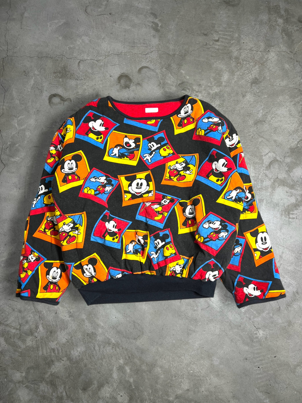 Vintage Disney Mickey Mouse 2 Side Sweatshirt JKA092