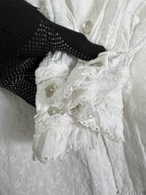 Load image into Gallery viewer, 10 Corso Como tao COMME des GARÇONS Embroidery Shirt (S) GTMP341
