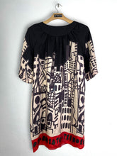 Load image into Gallery viewer, TSUMORI CHISATO Cityscape Printed Pre-Fall 2013 Silk Dress (2) GTMP339
