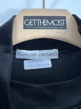 Load image into Gallery viewer, TSUMORI CHISATO Mock Neck Velvet L/S Tee GTMP338
