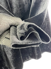 Load image into Gallery viewer, TSUMORI CHISATO Mock Neck Velvet L/S Tee GTMP338
