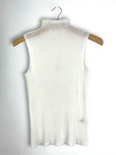 Load image into Gallery viewer, Pleats Please ISSEY MIYAKE Sleeveless Blouse (3) GTMP337
