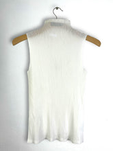Load image into Gallery viewer, Pleats Please ISSEY MIYAKE Sleeveless Blouse (3) GTMP337
