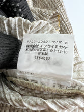 Load image into Gallery viewer, Pleats Please ISSEY MIYAKE Denim Jacket Printed Shirt (3) GTMP332
