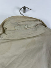 Load image into Gallery viewer, Vintage BURBERRY&#39;S Mini Logo Light Jacket (M) GTMP178
