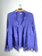 Load image into Gallery viewer, ME ISSEY MIYAKE Cauliflower Blouse GTMP350
