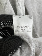Load image into Gallery viewer, Burberry Black Label Argyle V neck L/S Tee (3) GTMP098
