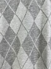 Load image into Gallery viewer, Burberry Black Label Argyle V neck L/S Tee (3) GTMP098
