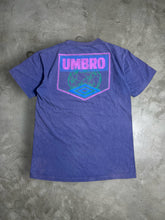 Load image into Gallery viewer, Vintage 90s UMBRO Logo Graphic Tee (YXL) GTME634
