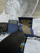Load image into Gallery viewer, Polo Ralph Lauren Seersucker Cargo Short JKA490
