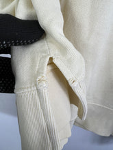 Load image into Gallery viewer, Vintage Winnie the Pooh Embroidery Sweatshirt (XL) GTMP370
