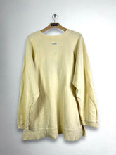 Load image into Gallery viewer, Vintage Winnie the Pooh Embroidery Sweatshirt (XL) GTMP370
