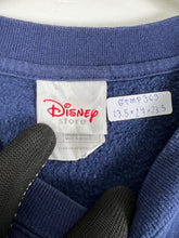 Load image into Gallery viewer, Vintage DISNEY Magical Gatherings Sweatshirt (L) GTMP369
