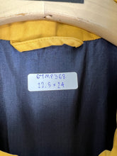 Load image into Gallery viewer, Vintage BURBERRYS' Utility Vest GTMP368
