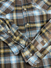 Load image into Gallery viewer, Von Dutch Plaid Flannel Shirt (M) JK335
