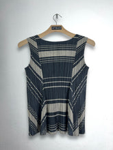 Load image into Gallery viewer, Pleats Please ISSEY MIYAKE Striped Sleeveless Blouse (3) GTMP358
