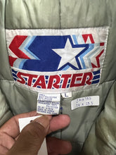 Load image into Gallery viewer, Vintage Starter Los Angeles Raiders NFL Jacket (L) JKA185
