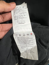 Load image into Gallery viewer, Vintage NIKE Mini Swoosh Windbreaker Jacket (M) JKA192
