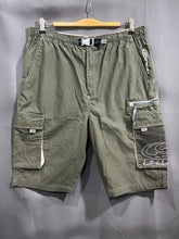 Load image into Gallery viewer, PIKO Hawaiian Cargo Short JKA187
